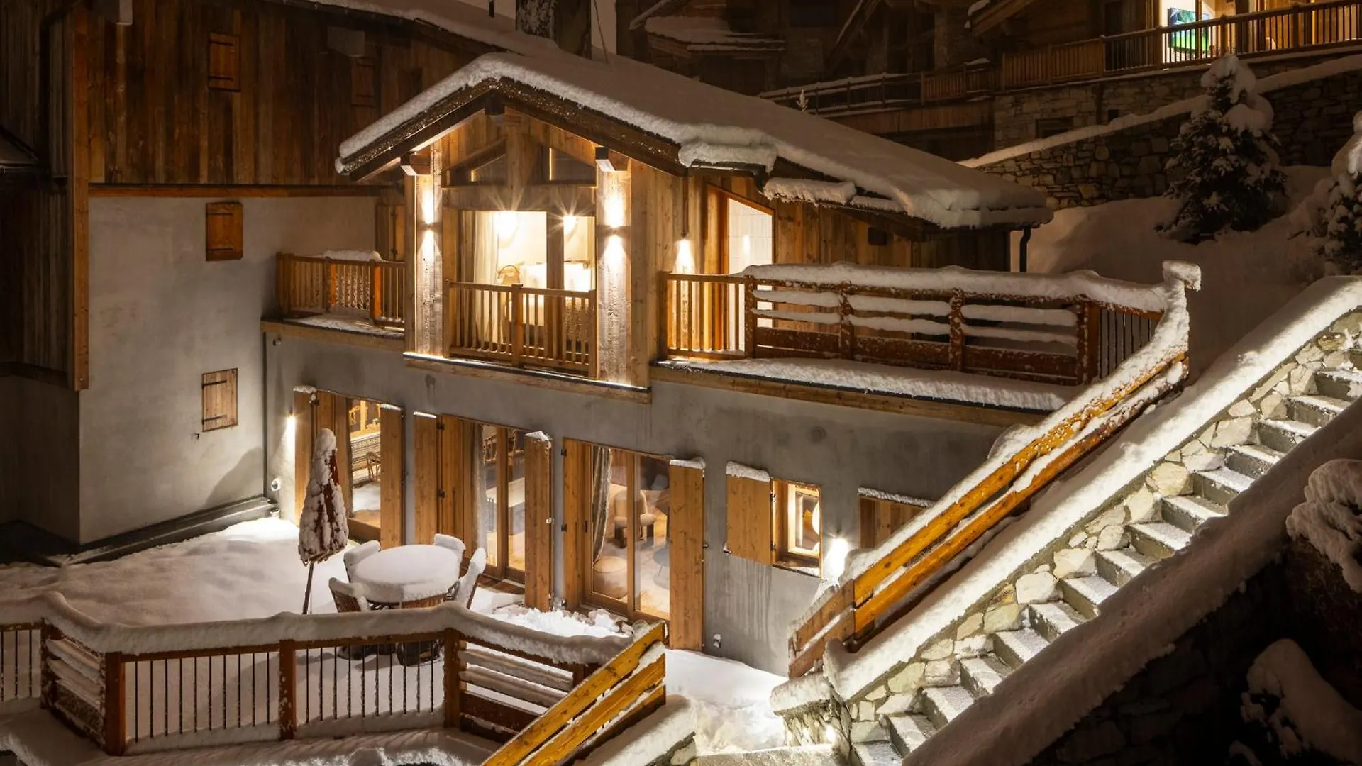 Chalet Prive De Luxe Igloo Avec Piscine Sauna Et Cheminee, 4 Chambres, 200M2 By Hotel Montblanc Val-dʼIsère