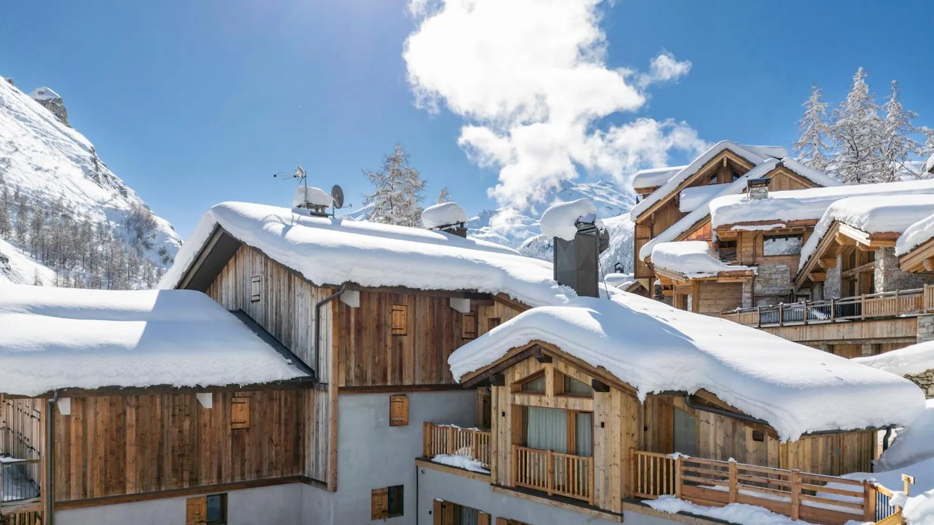 Chalet Prive De Luxe Igloo Avec Piscine Sauna Et Cheminee, 4 Chambres, 200M2 By Hotel Montblanc Val-dʼIsère